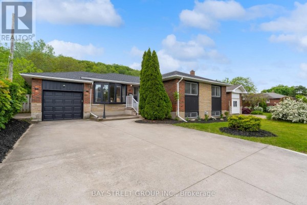 8 Glenbarr Road, St  Catharines, ON, photo 3