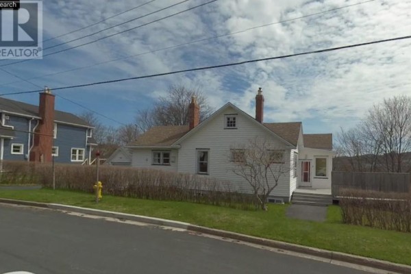 8 Glenridge Crescent, St  John S, NL, photo 2