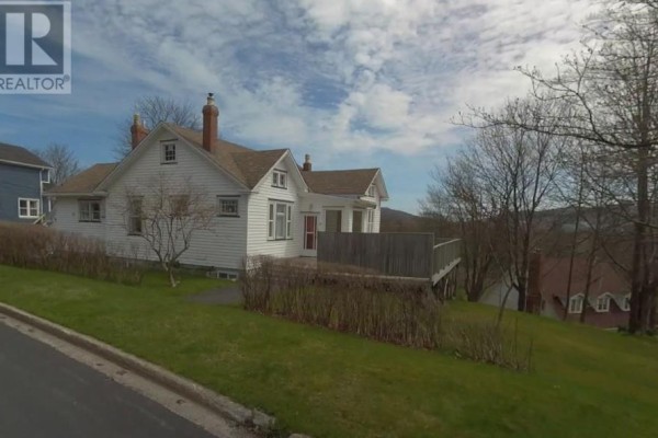 8 Glenridge Crescent, St  John S, NL, photo 3