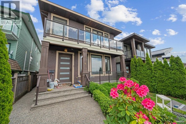 8 Glynde Avenue, Burnaby, BC, photo 3