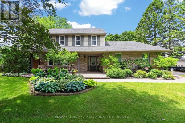 8 Grant Court, East Gwillimbury, ON, photo 2