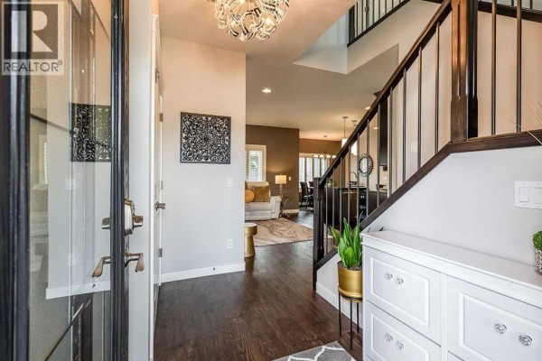 Pantry - 8 Hamptons Crescent Se, Medicine Hat, AB T1B0N7 Photo 5