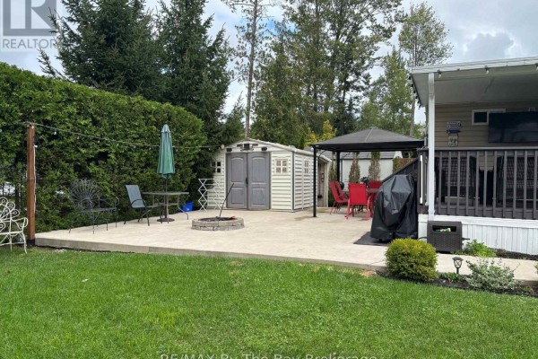 8 Kenora Trail, Wasaga Beach, ON, photo 2