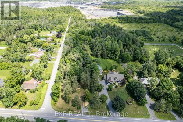 8 Khymer Court N, Ottawa, ON, photo 3