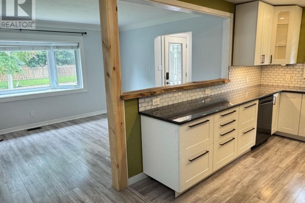 8 Lakehurst Drive, St  Catharines, ON, photo 3