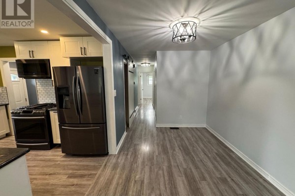 Family room - 8 Lakehurst Drive, St  Catharines, ON L2N4C2 Photo 4