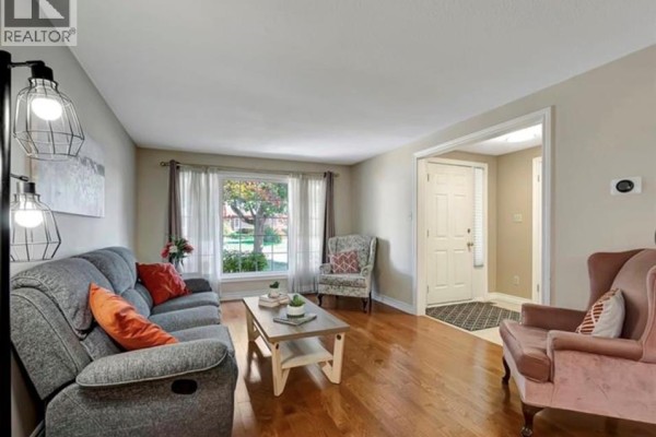 Primary Bedroom - 8 Lowell Street S Unit# Upper, Cambridge, ON N1R5C7 Photo 4