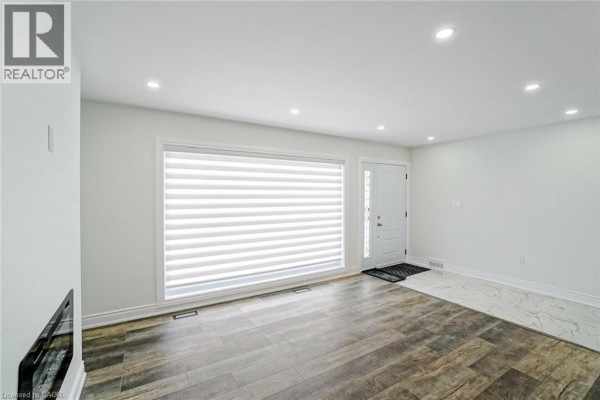 Bedroom - 8 Marlborough Road Unit# Upper, Guelph, ON N1E3X2 Photo 4