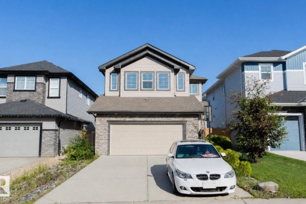 Kitchen - 8 Meadowlink Cm, Spruce Grove, AB T7X0W1 Photo 3