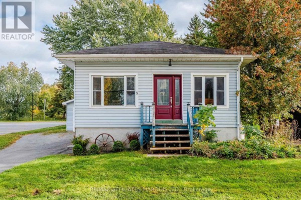 8 Mechanic Street W, North Glengarry, ON K0C1T0 Photo 2