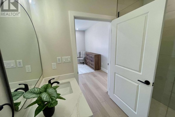Bedroom 2 - 8 Mercedes Crescent N, Kincardine, ON N2Z1G8 Photo 5