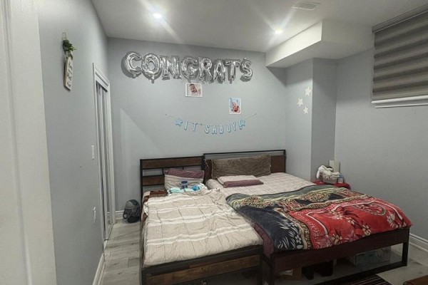 8 Midmorning Road, Brampton, ON L6X5P7 Photo 4