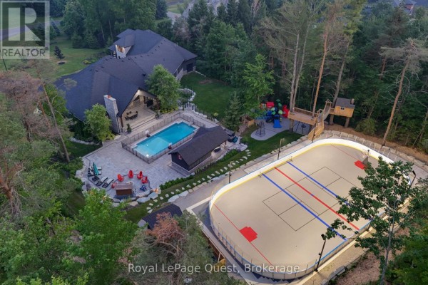 8 Midves Court, Springwater, ON, photo 3