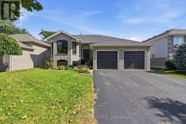 Residential for sale at 8 Moyle Drive, Brantford, ON - MLS® bsqUqt