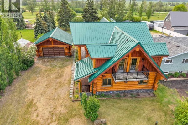 Family room - 8 Oliver Avenue, Gull Lake, AB T4L2N1 Photo 5