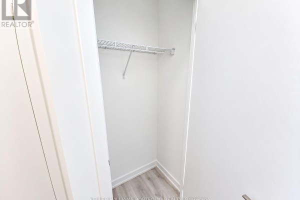 3408 - 8 Olympic Garden Drive, Toronto, ON M2M0B9 Photo 4