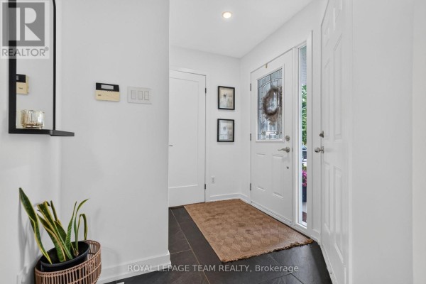 Office - 8 Oriska Way, Ottawa, ON K2J4N7 Photo 5