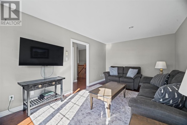 Bath (# pieces 1-6) - 8 Ossington Street, Paradise, NL A1L0G7 Photo 4