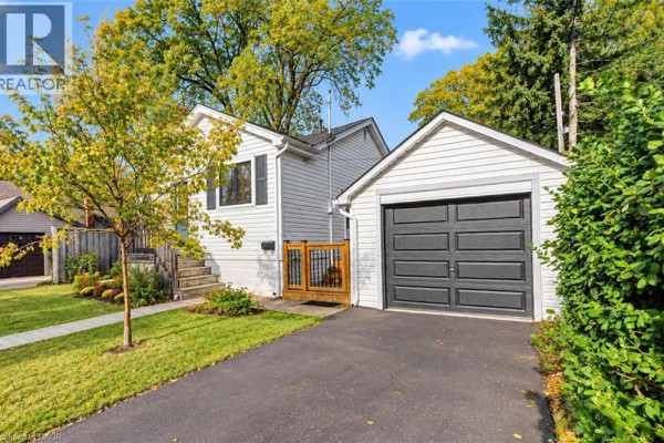 8 Peel Street N, Dundas, ON, photo 3
