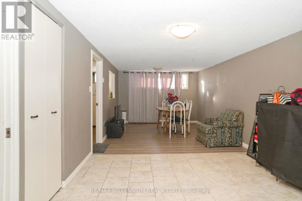Kitchen - 8 Plumtree Place, North Bay, ON P1A3Y6 Photo 5