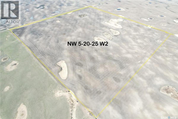 8 Quarters Rm 190, Buffalo Pound Lake, SK, photo 2