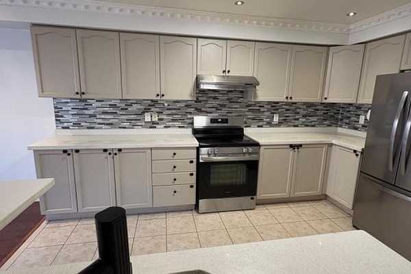8 Quitebrook Crescent, Toronto, ON M1X2B2 Photo 4