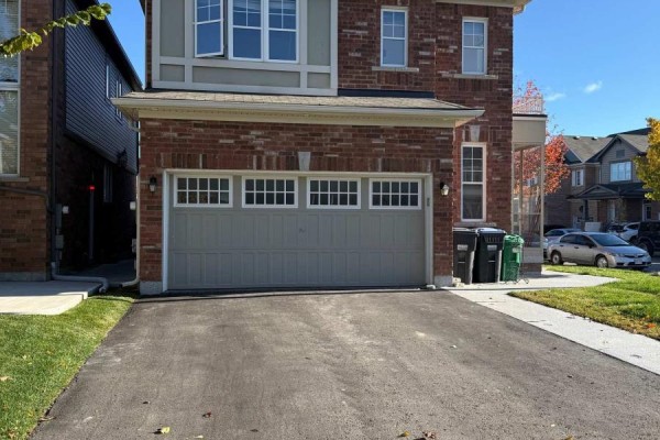 Primary Bedroom - 8 Redfern Street, Brampton, ON L7A4T8 Photo 2