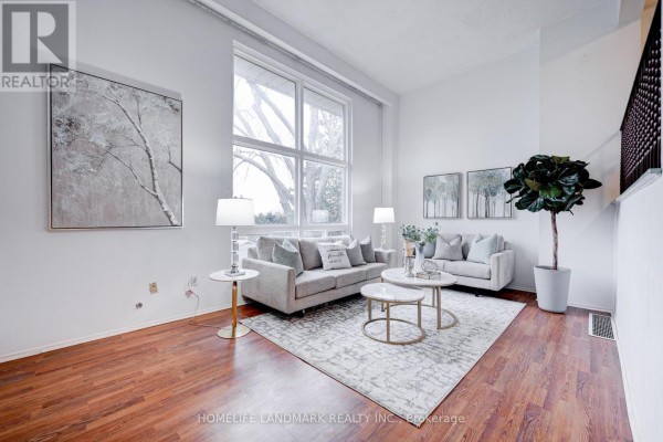 8 Rusty Crest Way, Toronto, ON, photo 3