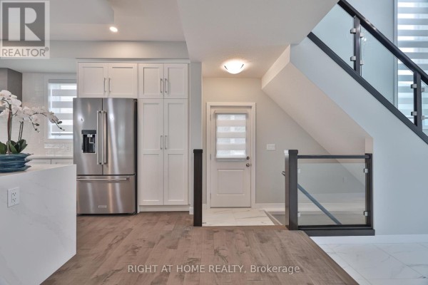 Great room - 8 Ryder Avenue, Guelph, ON N1G0H3 Photo 5
