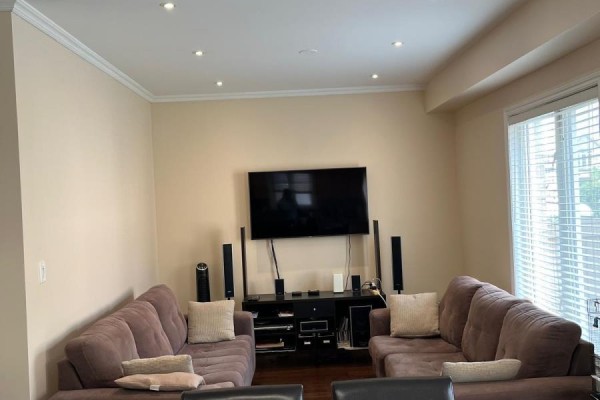 Family room - 8 Sculptor Street, Brampton, ON L6P3H5 Photo 5
