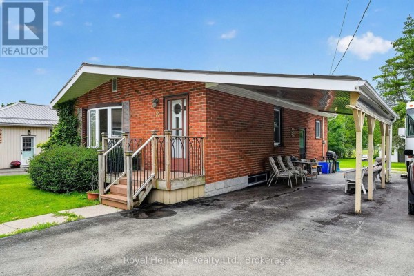 Primary Bedroom - 8 Simmons Street, Cramahe, ON K0K1S0 Photo 4