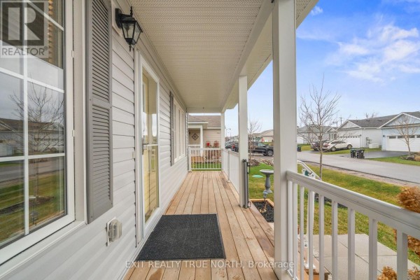 Family room - 8 Sinclair Crescent, Ramara, ON L3V8J9 Photo 4