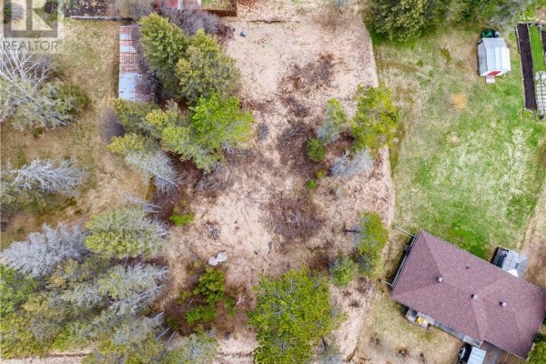 8 Spruce Street, Markstay, ON P0M2G0 Photo 4