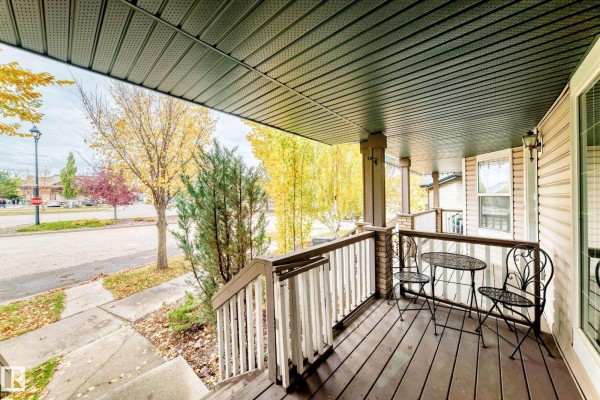 Primary Bedroom - 8 Spruce Village Wy, Spruce Grove, AB T7X0B2 Photo 4