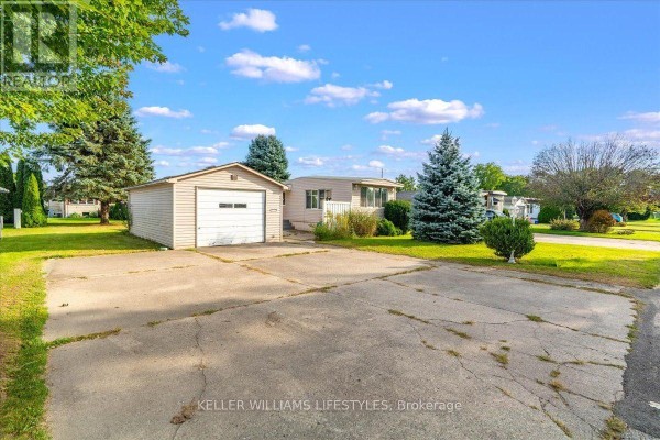 8 Stewart Street, Strathroy Caradoc, ON, photo 2