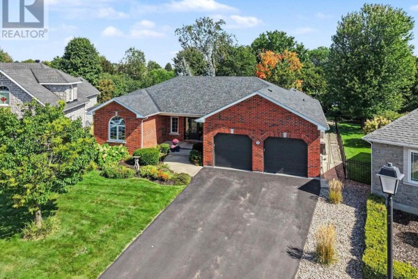 8 Taggart Crescent, Perth, ON, photo 2