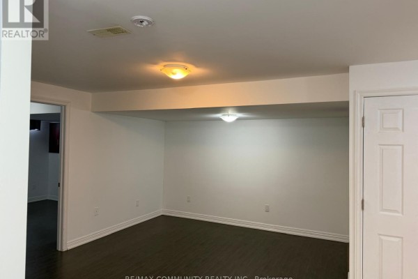 8 Terry Fox Street, Markham, ON, photo 2