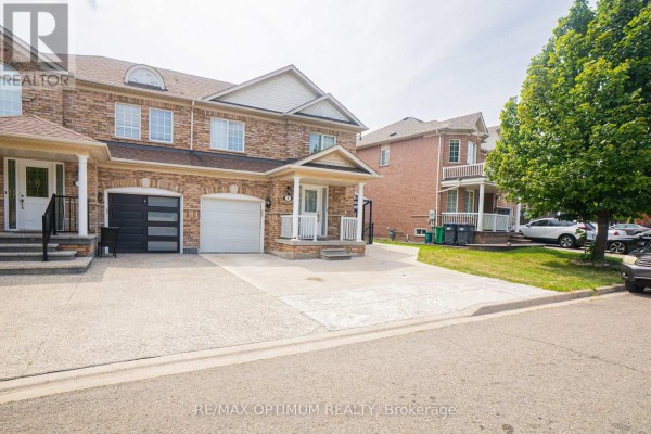 Family room - 8 Topiary Lane, Brampton, ON L7A2K6 Photo 2
