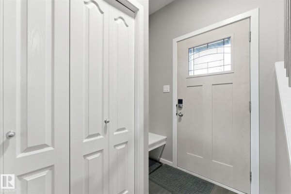 Bedroom 2 - 8 Treble Ld, Spruce Grove, AB T7X0Z4 Photo 5