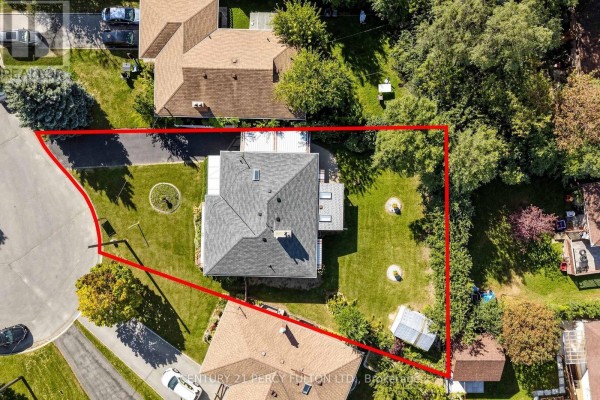 8 Wallbridge Court, Toronto, ON M2R1W1 Photo 2