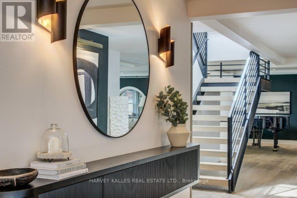 8 Westgate Walk, Kitchener, ON N2M2T8 Photo 5