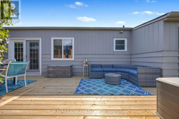 8 Wheelhouse Drive, Clarington, ON L1B1B9 Photo 3