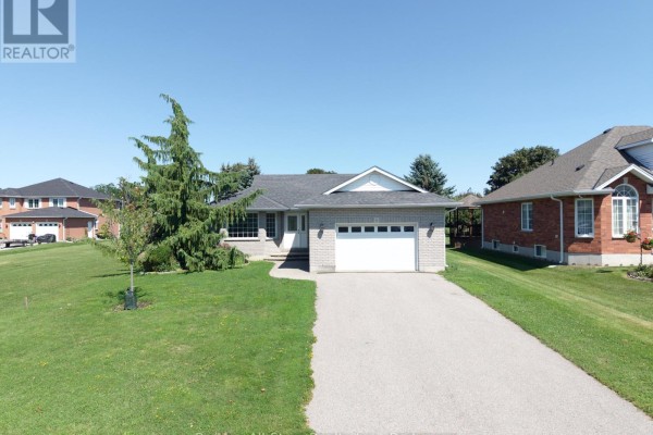 Primary Bedroom - 8 Whitney Court, Kawartha Lakes, ON K9V6C4 Photo 4