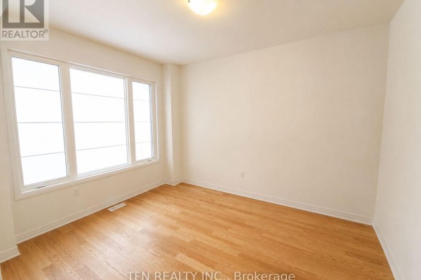8 Wilmot Road, Brantford, ON, photo 2