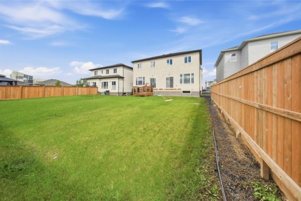 8 Wuerch Crescent, West St Paul, MB, photo 3