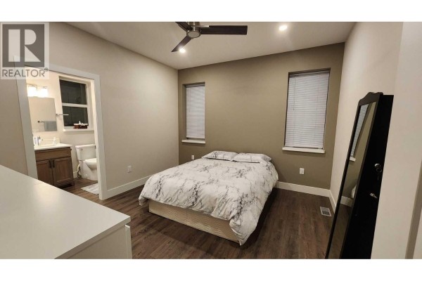 Kitchen - 80 15 Avenue Se, Salmon Arm, BC V1E0G3 Photo 3