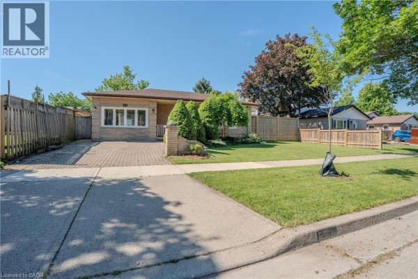 Kitchen - 80 Chilton Drive, Stoney Creek, ON L8J1M4 Photo 2