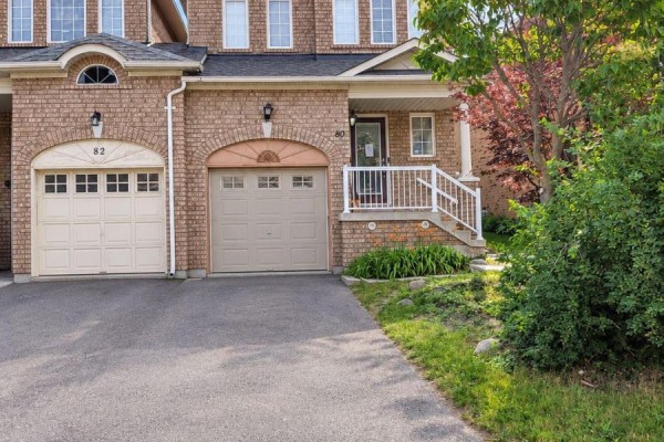 80 Dooley Crescent, Ajax