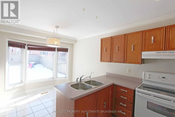Primary Bedroom - 80 Hadden Crescent, Barrie, ON L4M6G7 Photo 5