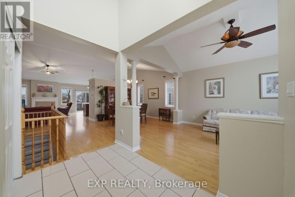 Living room - 80 La Prairie Street, Russell, ON K0A1W0 Photo 5